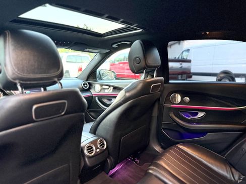 Used 2018 Mercedes-Benz E 300 w/ Premium 1 Package image 16