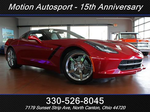 Used 2014 Chevrolet Corvette Stingray Coupe w/ 2LT Preferred Equipment Group RWD image 2