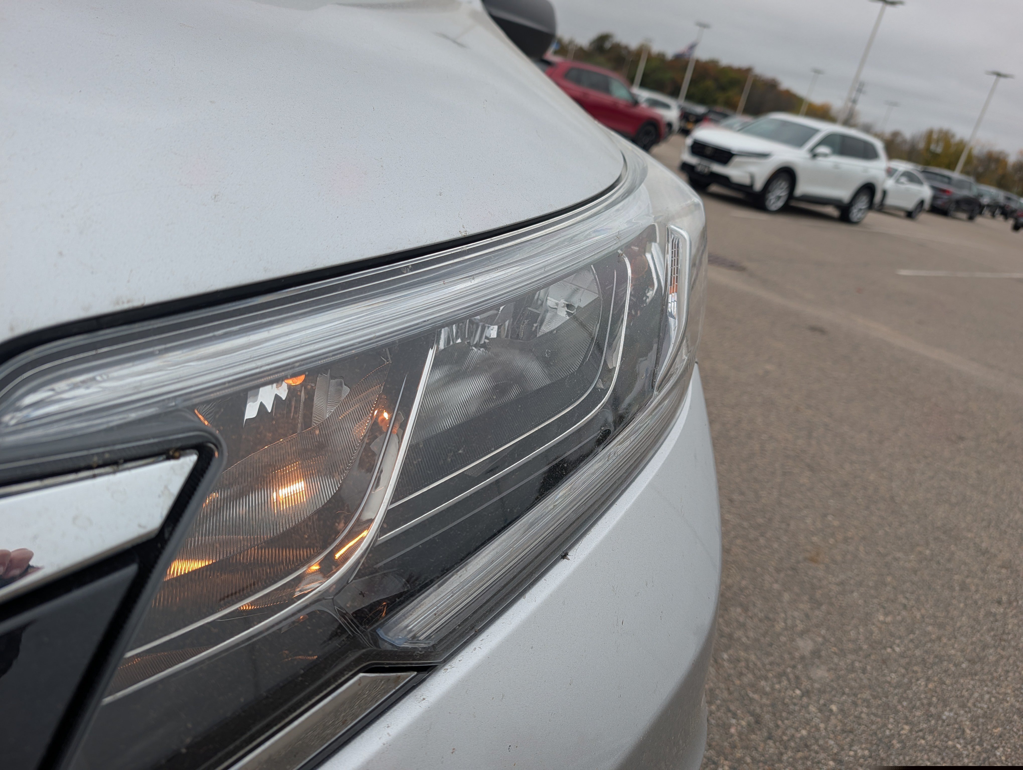 Used 2016 Honda CR-V LX image 7