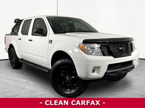 Certified 2021 Nissan Frontier SV w/ Midnight Edition Floor Mats AWD/4WD image 3