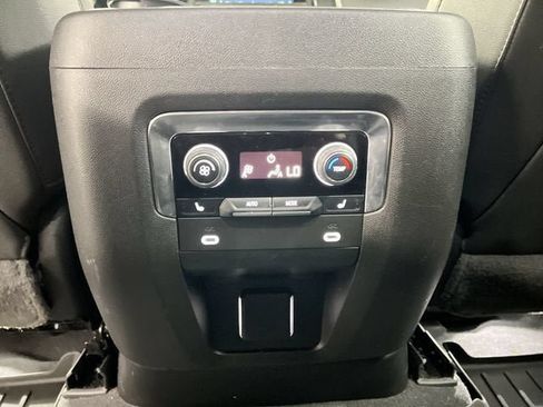 Used 2022 Chevrolet Tahoe High Country AWD/4WD image 20
