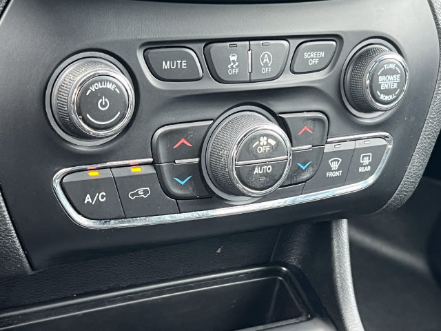 Used 2020 Jeep Cherokee High Altitude AWD/4WD image 28