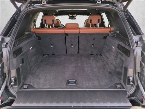 Used 2024 BMW X5 xDrive40i w/ M Sport Package image 6