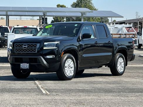 Used 2022 Nissan Frontier SV w/ SV Premium Package RWD image 7