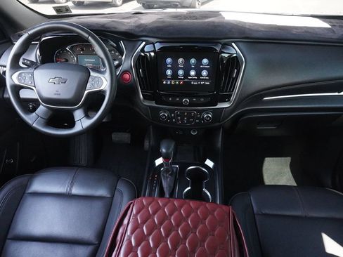 Used 2023 Chevrolet Traverse RS w/ LPO, Floor Liner Package AWD/4WD image 39