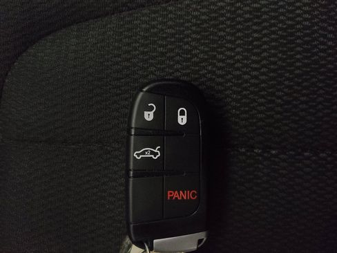 Used 2016 Chrysler 200 S w/ Navigation & Sound Group I FWD image 32