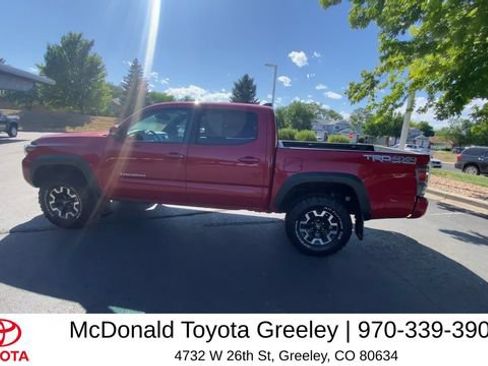 Used 2023 Toyota Tacoma TRD Off-Road w/ Advanced Technology Package AWD/4WD image 4