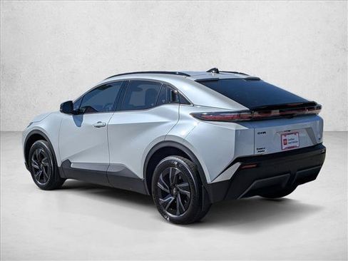 Certified 2026 Toyota C-HR AWD/4WD image 8