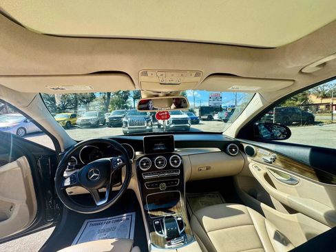Used 2016 Mercedes-Benz C 300 Sedan image 18