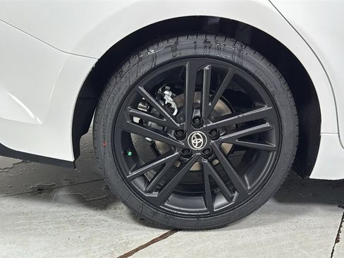 New 2026 Toyota Camry Hybrid image 22