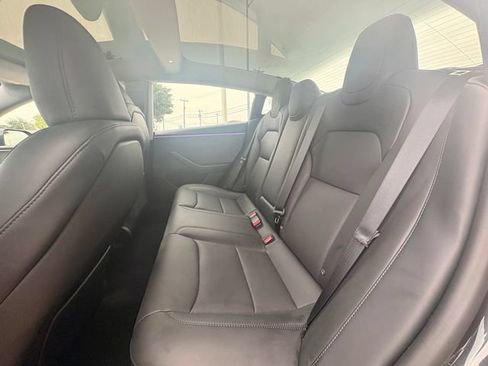 Used 2025 Tesla Model 3 Long Range RWD image 9