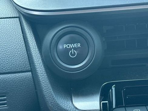 Used 2024 Toyota Prius LE image 28