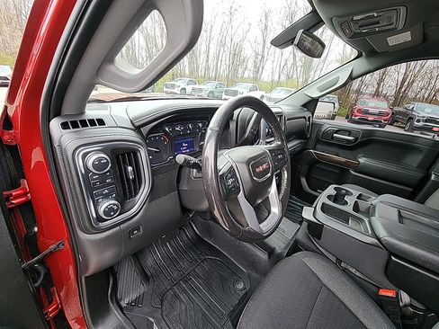 Used 2021 GMC Sierra 1500 SLE w/ Preferred Package image 16