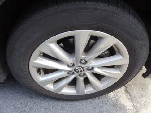 Used 2025 Toyota Corolla XLE FWD image 12