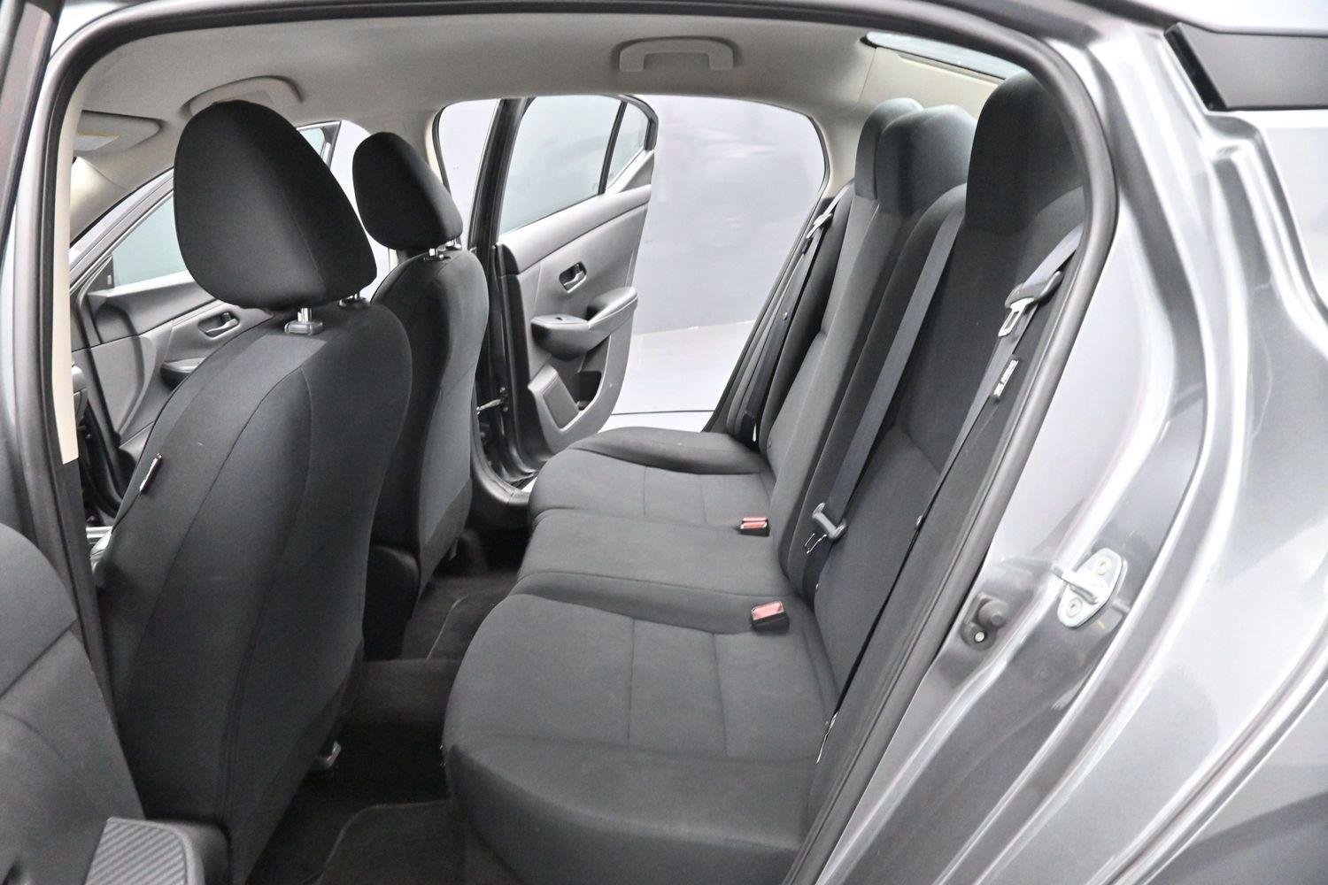 Used 2024 Nissan Sentra S FWD image 25