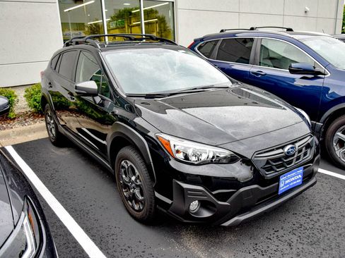 Used 2022 Subaru Crosstrek 2.5i Sport w/ Moonroof Package AWD/4WD image 4
