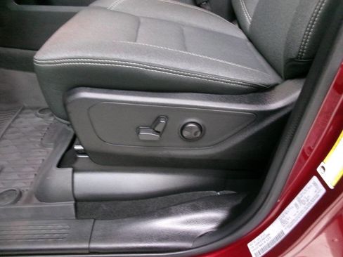 Used 2022 RAM 1500 Big Horn image 23