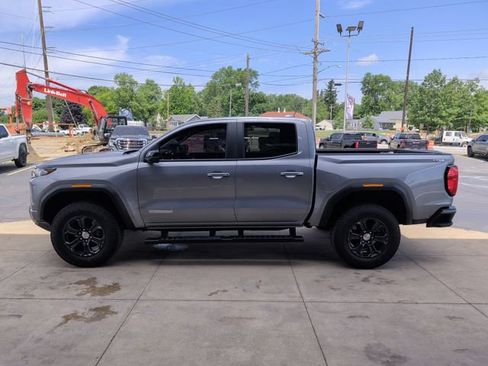 Used 2024 GMC Canyon Elevation w/ Convenience Package AWD/4WD image 6