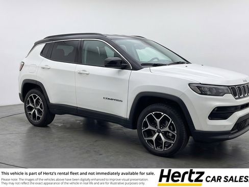 Used 2025 Jeep Compass Limited image 1