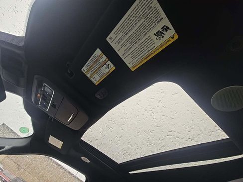 Used 2023 Ford F150 Lariat w/ Equipment Group 502A High image 18