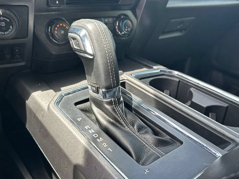 Used 2017 Ford F150 XLT w/ Equipment Group 302A Luxury AWD/4WD image 31