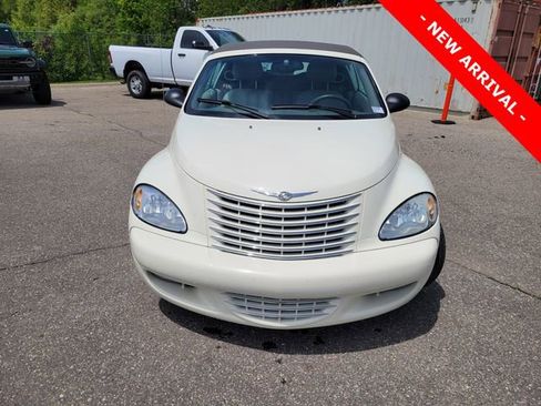 Used 2005 Chrysler PT Cruiser GT FWD image 8