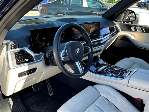 Used 2026 BMW X5 sDrive40i w/ Executive Package image 16