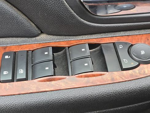 Used 2007 Chevrolet Silverado 2500 LTZ w/ Safety Package image 11