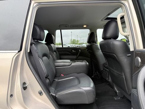 Used 2023 INFINITI QX80 Luxe w/ Cargo Package AWD/4WD image 13