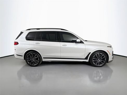 New 2027 BMW X7 xDrive40i w/ M Sport Package AWD/4WD image 7