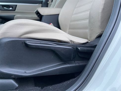 Used 2017 Honda CR-V LX image 19