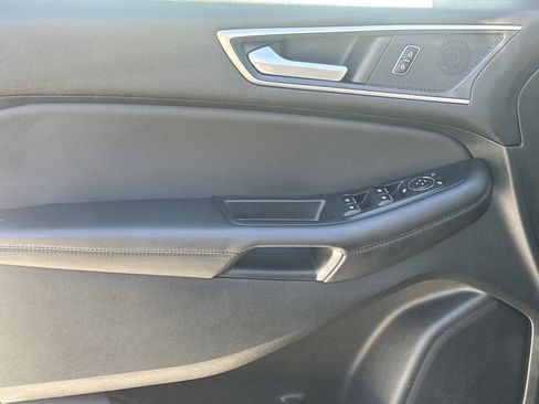 Used 2024 Ford Edge SEL AWD/4WD image 10