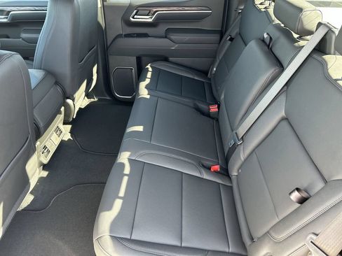 New 2026 GMC Sierra 1500 SLT AWD/4WD image 25