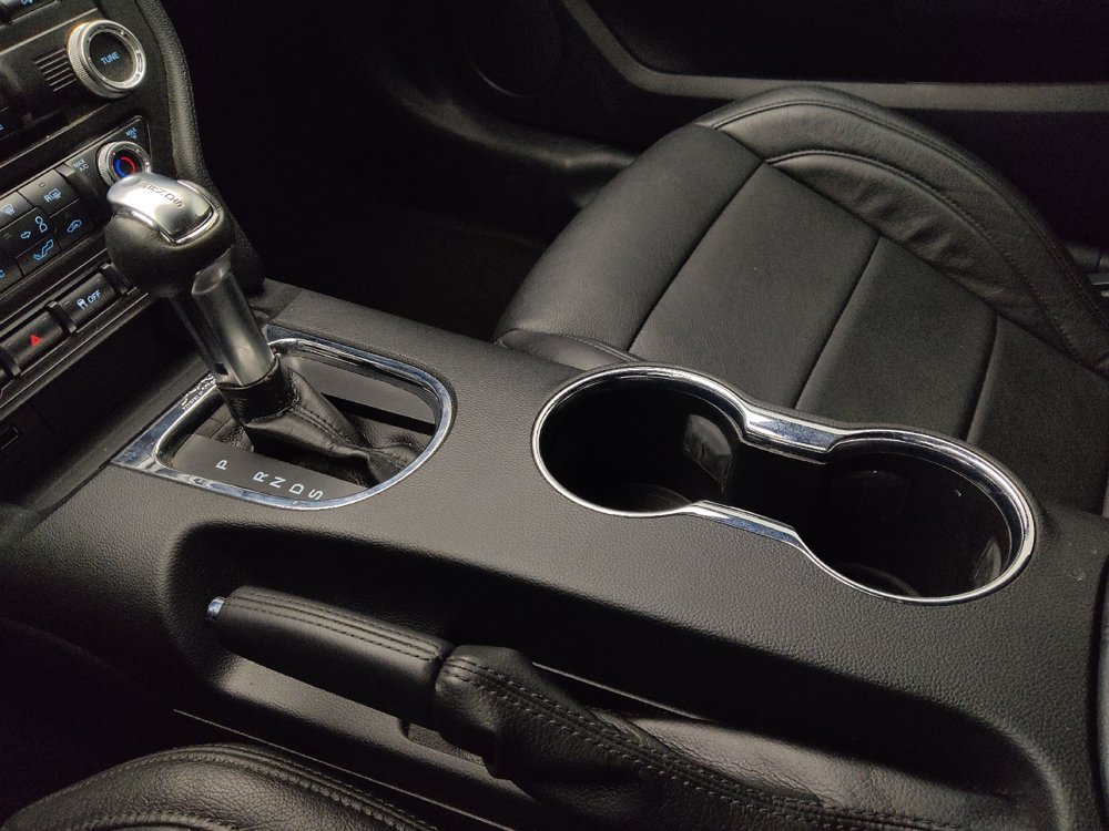 Used 2015 Ford Mustang Coupe RWD image 26