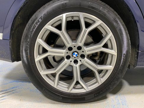 Used 2023 BMW X7 xDrive40i w/ Premium Package image 33