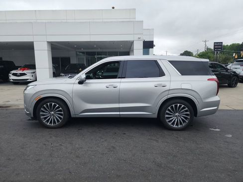 Used 2024 Hyundai Palisade Calligraphy AWD/4WD image 5