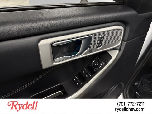 Used 2022 Ford Explorer Limited AWD/4WD image 11