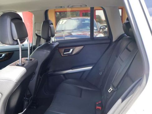 Used 2013 Mercedes-Benz GLK 350 2WD w/ Multimedia Pkg image 21