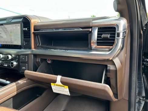 Used 2025 Ford F250 King Ranch w/ Chrome Package AWD/4WD image 52