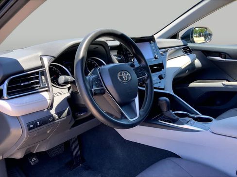 Used 2024 Toyota Camry LE FWD image 17