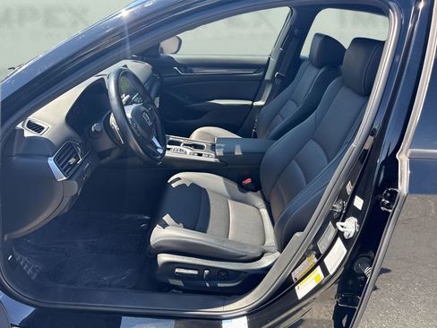Used 2022 Honda Accord Sport image 9