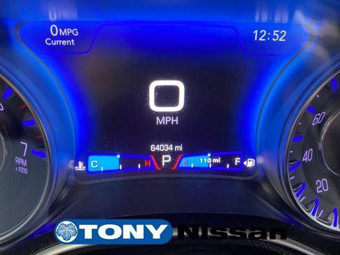 Used 2020 Chrysler 300 Touring L w/ Value Package RWD image 15