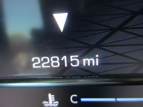 Used 2024 GMC Sierra 1500 Elevation image 31