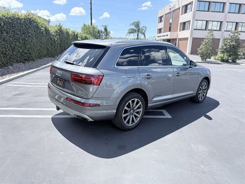 Used 2018 Audi Q7 3.0T Premium Plus image 7