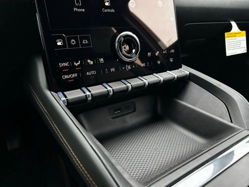 New 2026 GMC Terrain AT4 w/ Convenience Package III image 24