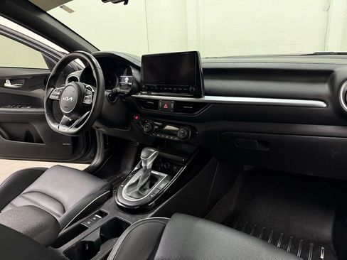 Used 2023 Kia Forte GT-Line w/ GT-Line Premium Package FWD image 22