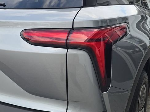 Certified 2025 Chevrolet Blazer EV LT FWD image 8