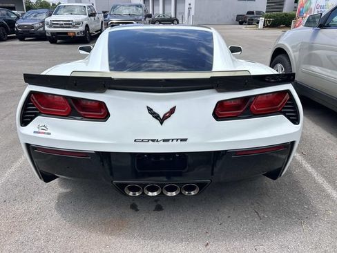 Used 2019 Chevrolet Corvette Stingray Coupe RWD image 7