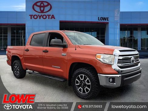 Used 2017 Toyota Tundra SR5 w/ TRD Off Road Package AWD/4WD image 1