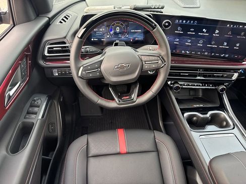 New 2026 Chevrolet Traverse RS w/ LPO, Floor Liner Package image 18